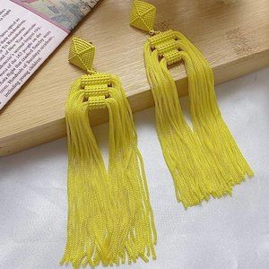 ✨Zara Dangle Yellow Sun Earrings✨